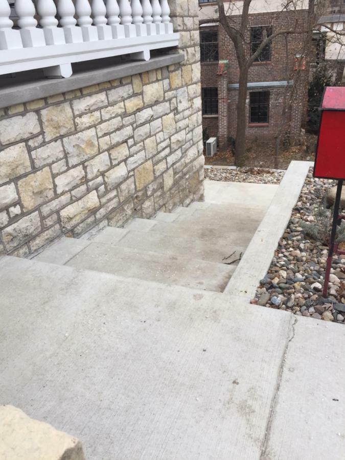 Appartamento Historical Oscar Lofquist House In The Heart Of Des Moines Esterno foto